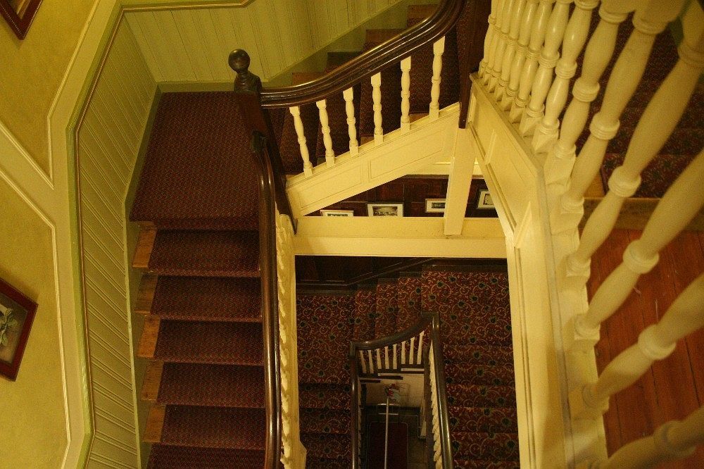 The Yankee Pedlar Inn Torrington Экстерьер фото